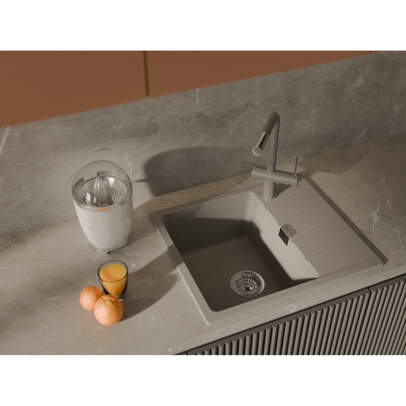 Rivelato RM-58 grigio metallizzato